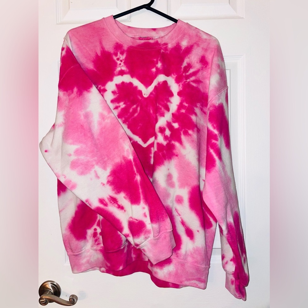 URBAN OUTFITTERS tie dyed heart sweatshirt. - Picture 2 of 6